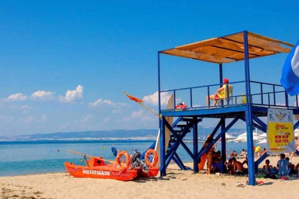 Apartment By The Sea,Neoi Epivates Beach, Thessaloniki นัวอายบิวาไต ภายนอก รูปภาพ