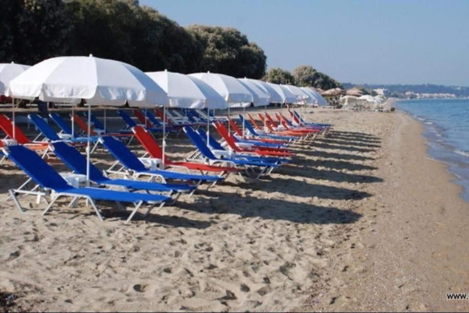 Apartment By The Sea,Neoi Epivates Beach, Thessaloniki นัวอายบิวาไต ภายนอก รูปภาพ